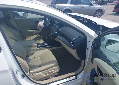 2016 Acura Rdx Advance Package z USA, uszkodzony, nr VIN 5J8TB4H7XGL005507